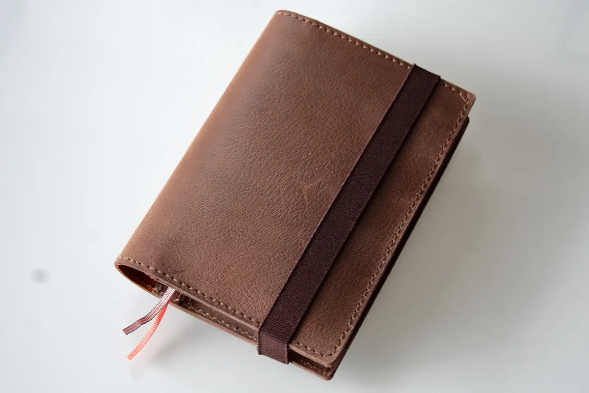 Etui A6 Extra — fotografia z galerii modelu